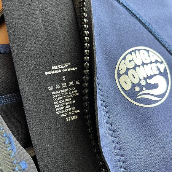 NWT 1.5 mm Neoprene Women’s Blue and Navy Shorty Wetsuit size Small - Picture 8 of 8